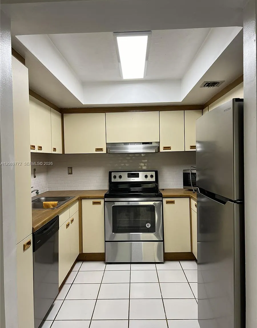 Kenland Bend North Condo — Photo 3