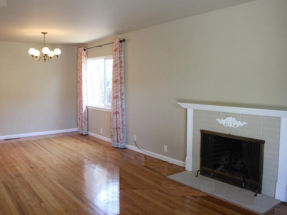 5th image of 290 Hillsdale Ave
