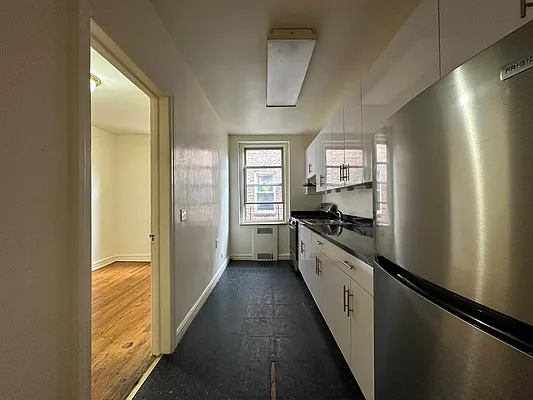 Rented by Queens Apartments Realty LLC | media 2