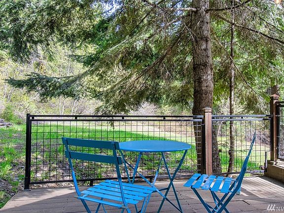 Take advantage of the endless options to create sitting areas where you can relax and enjoy the weather and the wild life.