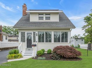 957 N Concourse, Keyport, NJ 07735