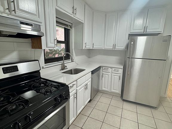 5th image of 150 Theodore Fremd Ave #556f89a61