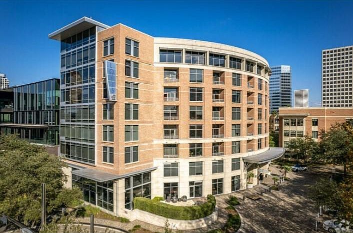 1st image of 1901 Post Oak Blvd APT 2605