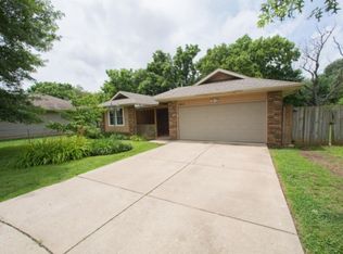 2017 S Golden Ave, Springfield, MO 65807