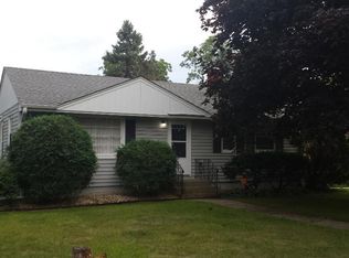 2090 Orange Ave E, Saint Paul, MN 55119