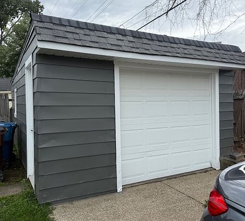 3rd image of 3215 Liggett Dr