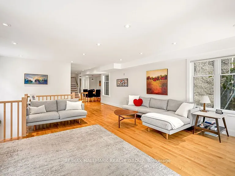 23 Newton St — Photo 16