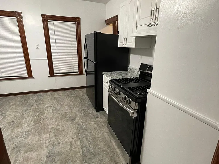 22 Sunrise Ave #2 — Photo 8