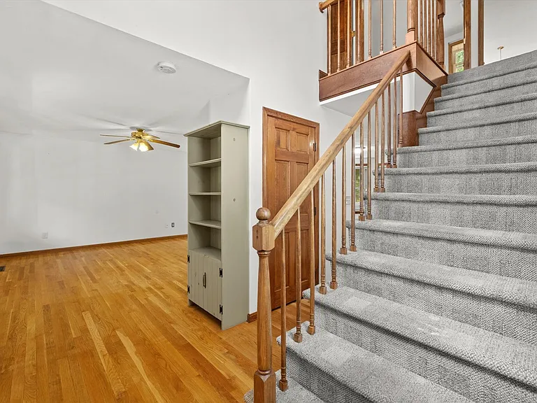 57 Harvest Wood Dr — Photo 11