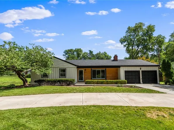 8605 Belleview Ave, Kansas City, MO 64114