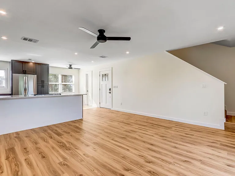 925 Tarpon Ave #26 — Photo 12