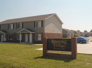 Brooke Village Townhomes I, Dexter, MO 63841
