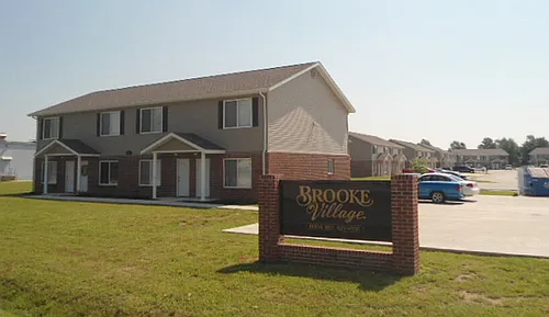 Brooke Village Townhomes I Photo 1