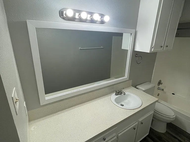 Spacious Primary bath