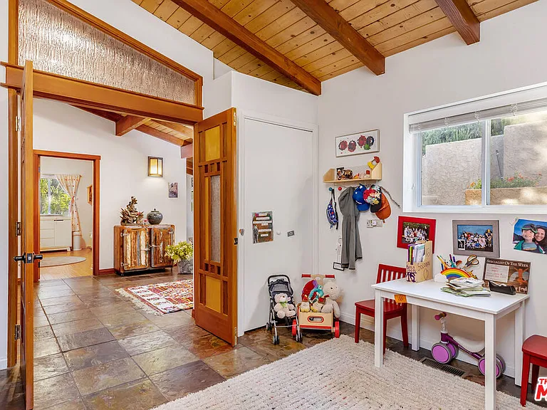 2716 Halsey Rd — Photo 27