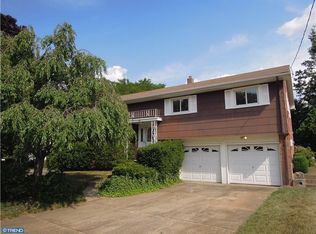 15 Walt Whitman Way, Hamilton, NJ 08690