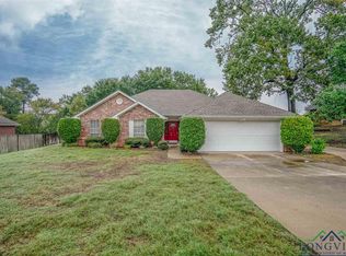 505 E Ridgecrest St, White Oak, TX 75693