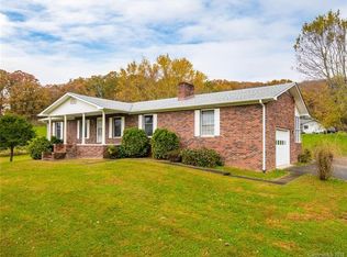 181 Lake Eden Rd, Black Mountain, NC 28711