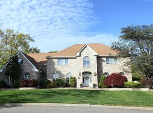 15 Teal Cres, Great River, NY 11739