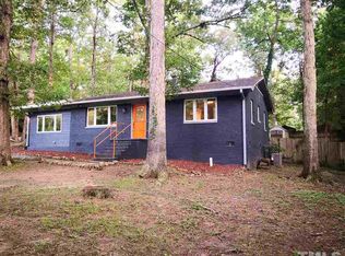 401 Barclay Rd, Chapel Hill, NC 27516