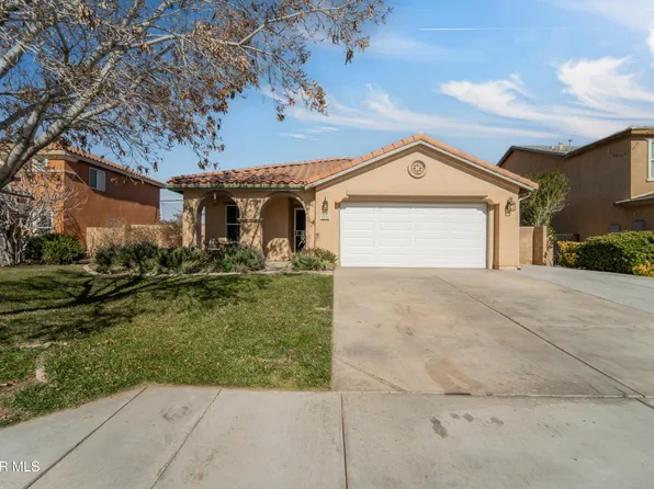 3033 Via De Flores St, Lancaster, CA 93535