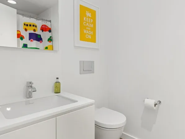 35 West 71st Street image 11 of 14