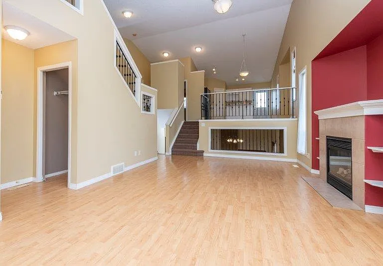 126 E Tuscarora Pl NW — Photo 5