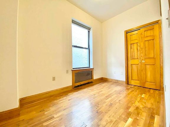 5th image of 244 W 109th St #4C1