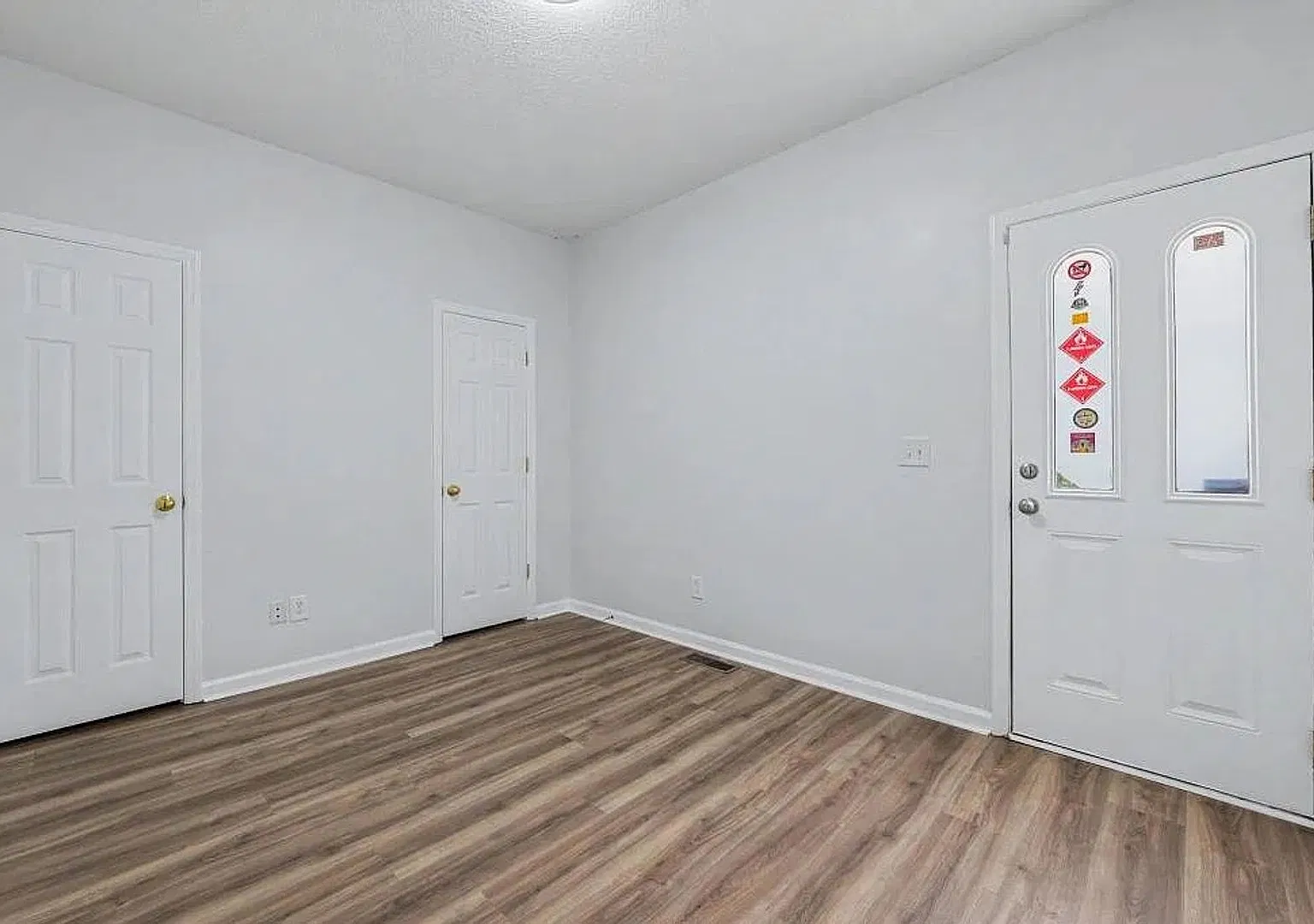 Room in 3 Bedroom Home in Greensboro — Photo 4