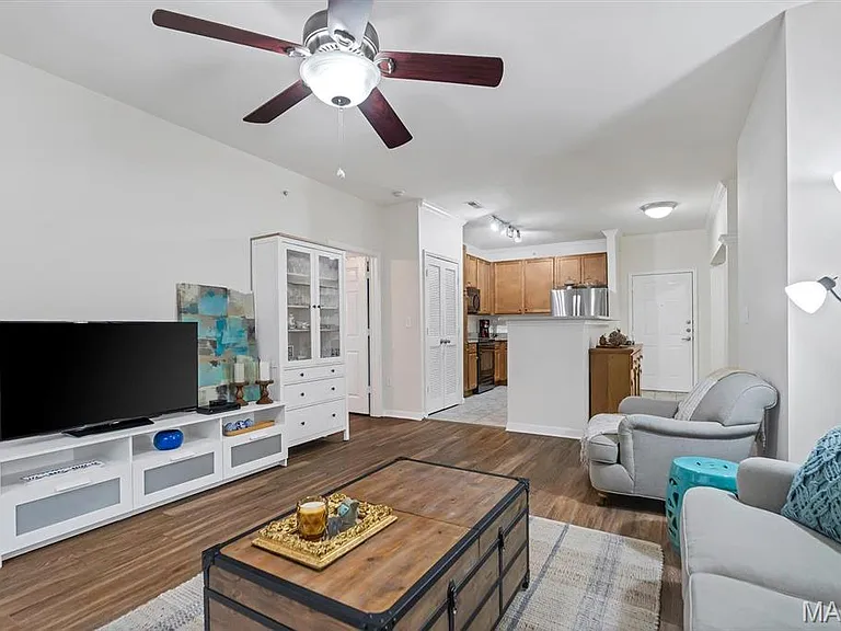 1241 Strassner Dr #1207 — Photo 3