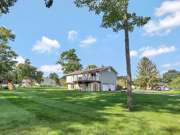 4th image of 18 Starlight Rd