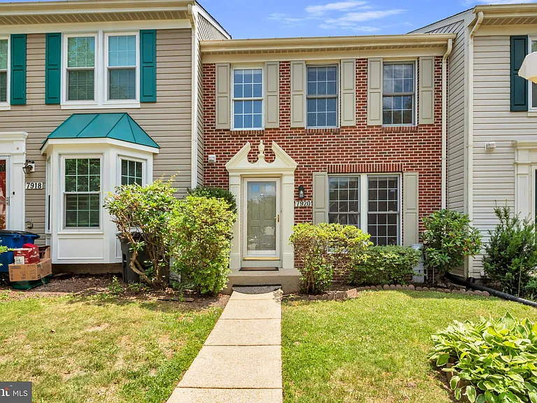 7920 Brightlight Pl — Photo 1
