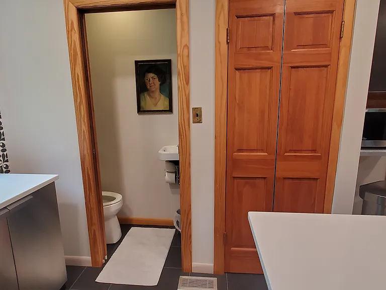 1/2 Bath 3