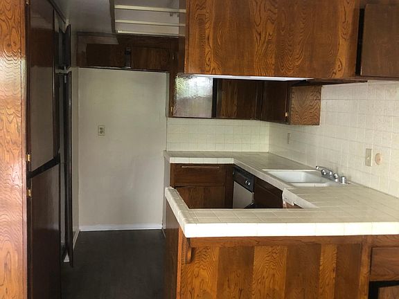 5th image of 7031 Jordan Ave APT 2