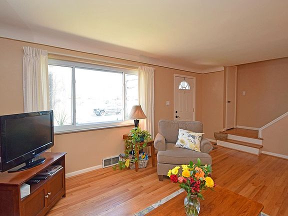 5th image of 840 Sabino Ct
