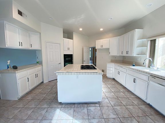 3rd image of 32174 Caminito Osuna