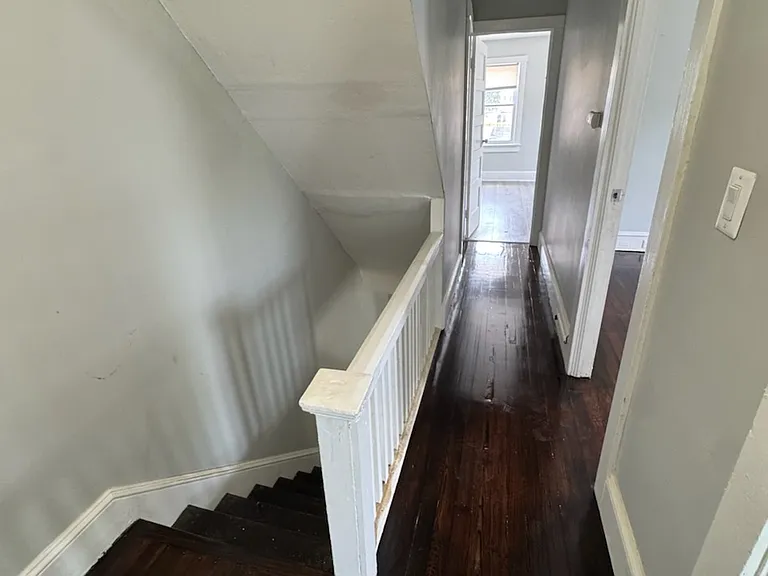 255 Hollywood Dr — Photo 14