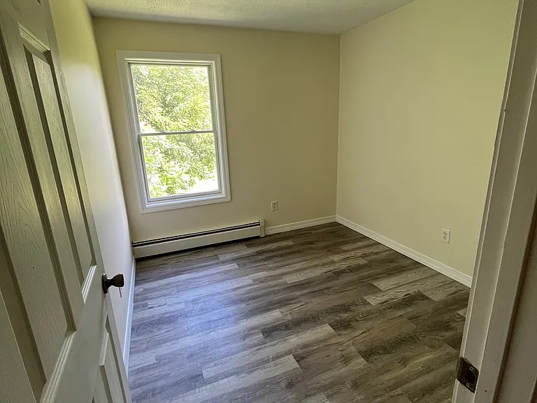 391 School St #6 — Photo 4