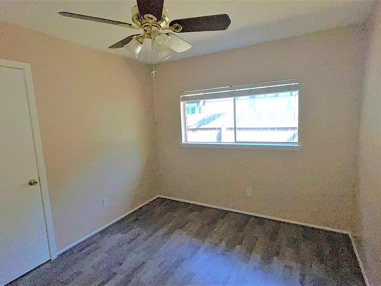 17323 Camberwell Green Ln — Photo 14