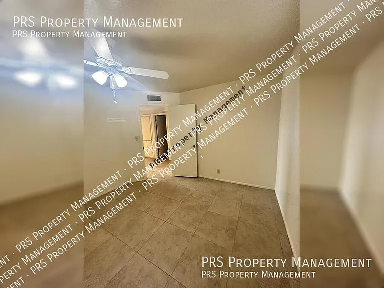 5233 E University Dr #B — Photo 22