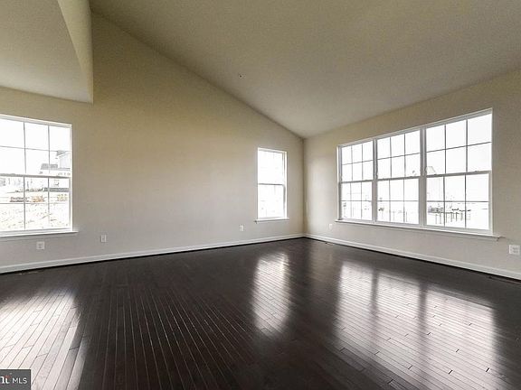 2nd image of 45238 Woodhaven Dr