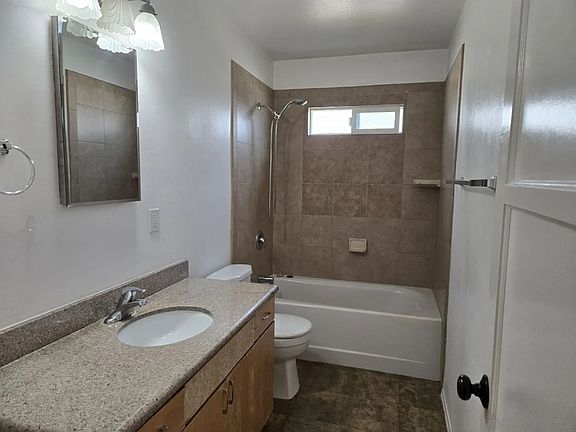 5th image of 4753 Choctaw Dr