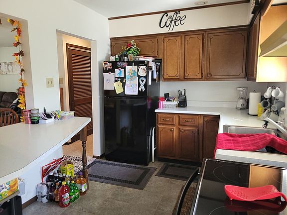5th image of 870-872 Heritage Dr