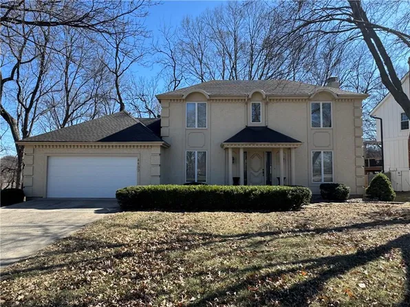 4433 NW Claymont Woods Dr, Kansas City, MO 64116