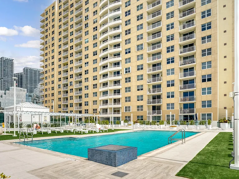 770 Claughton Island Dr #1114 — Photo 47