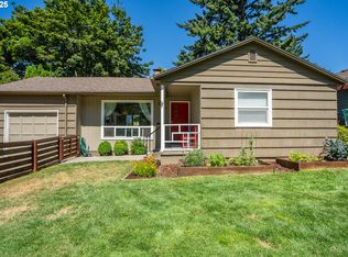 9025 NE Fremont St, Portland, OR