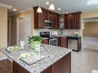 4179 Harriet Rd, Bethpage, NY 11714