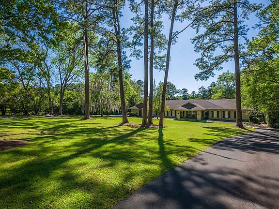 4th image of 840 S Lakeshore Dr