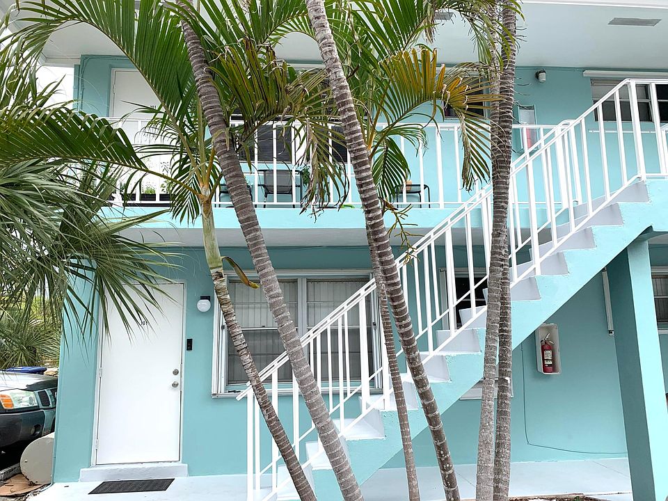 1st image of 301 N L Street #101