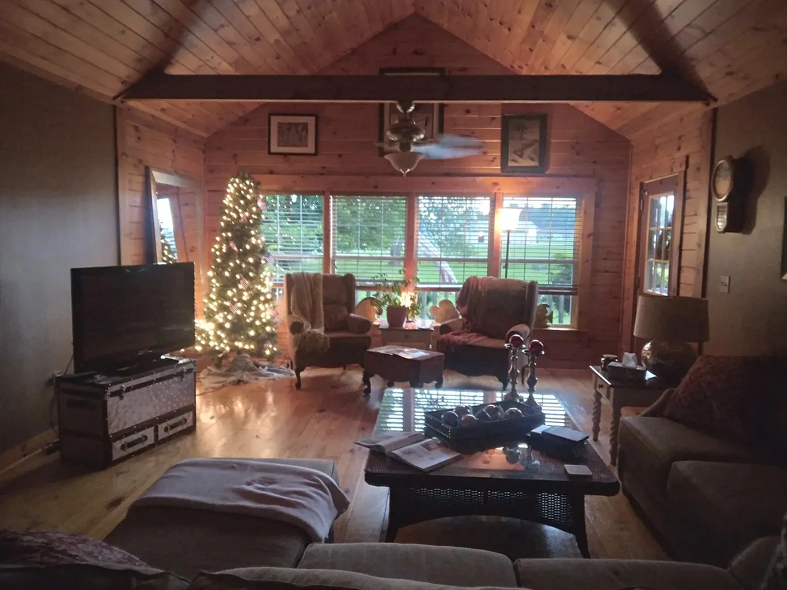 3 bed, 1756 sqft, $3,600 — Photo 3